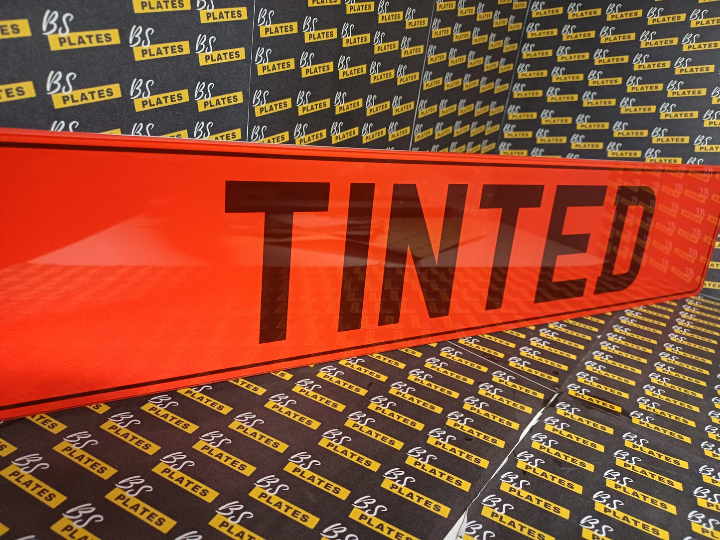 Red Tinted Show Plate