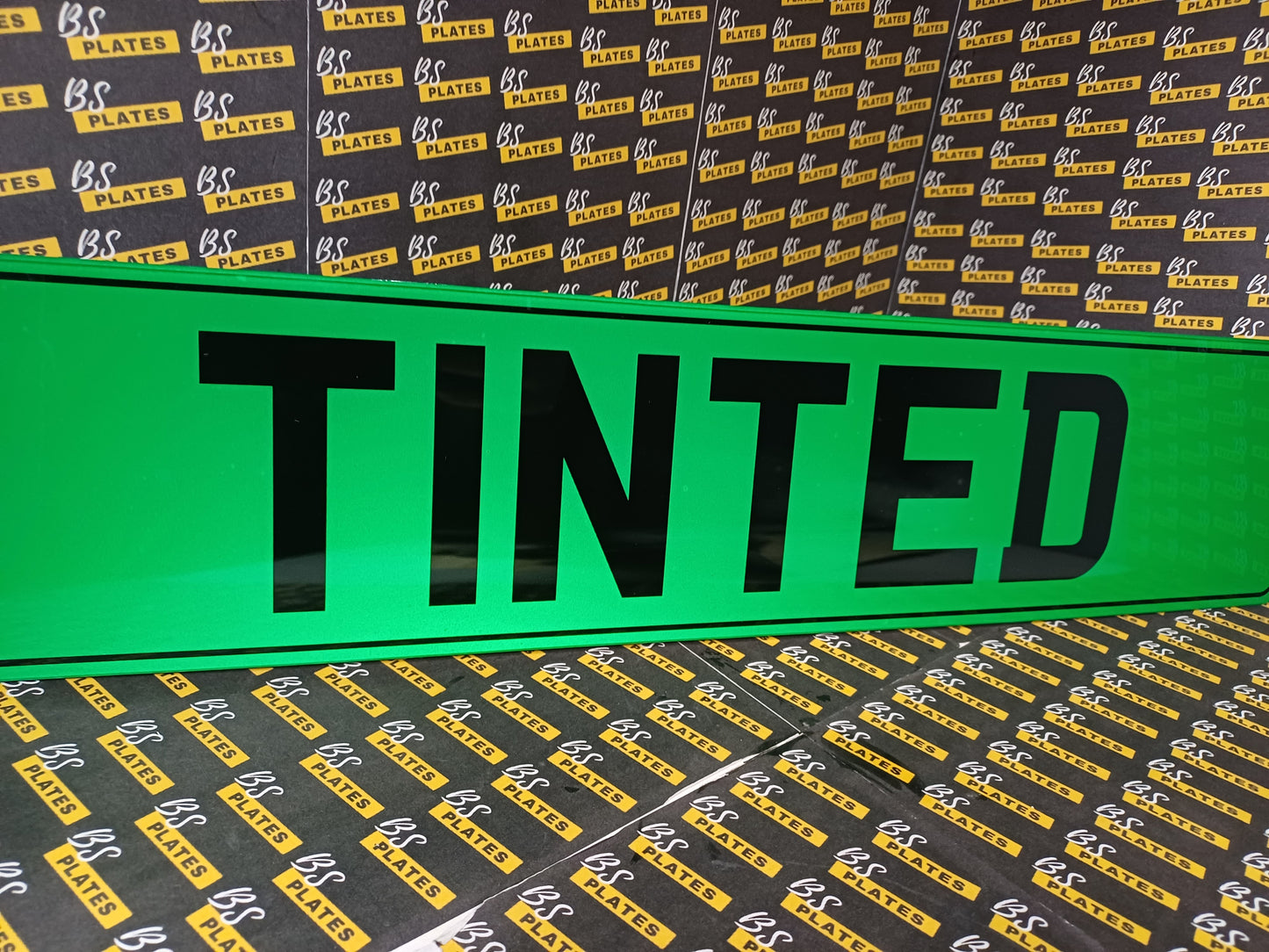 Green Tinted Show Plate