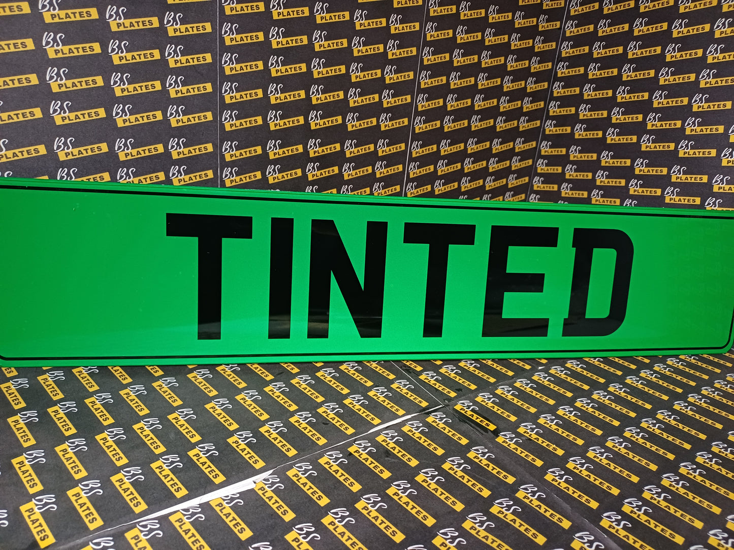 Green Tinted Show Plate
