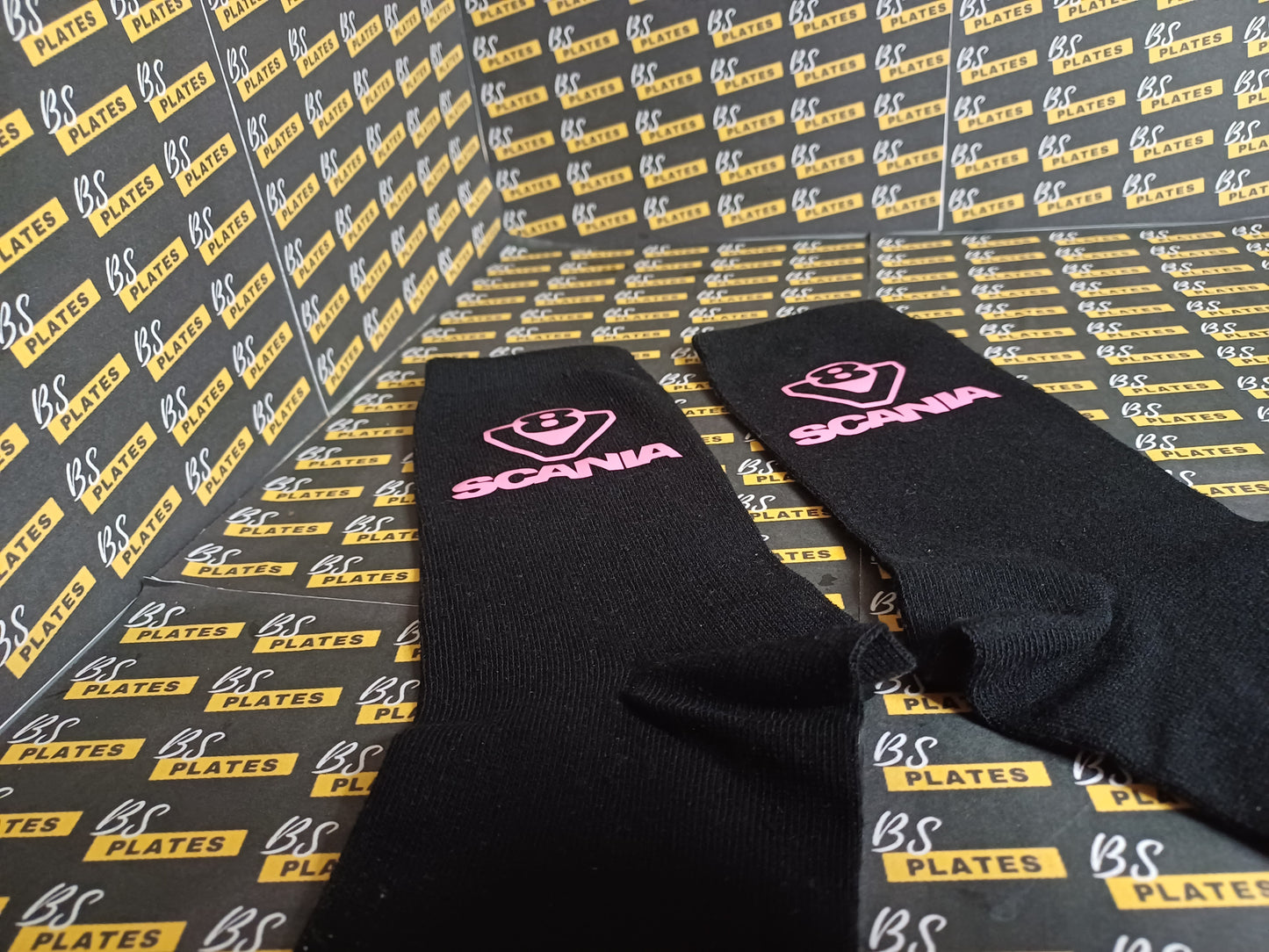 V8 Logo Wagon Lorry Truck Socks